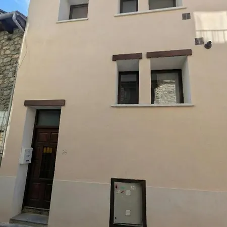 Nordic Weiss - Centro - 5 Pax Apartament Benasque